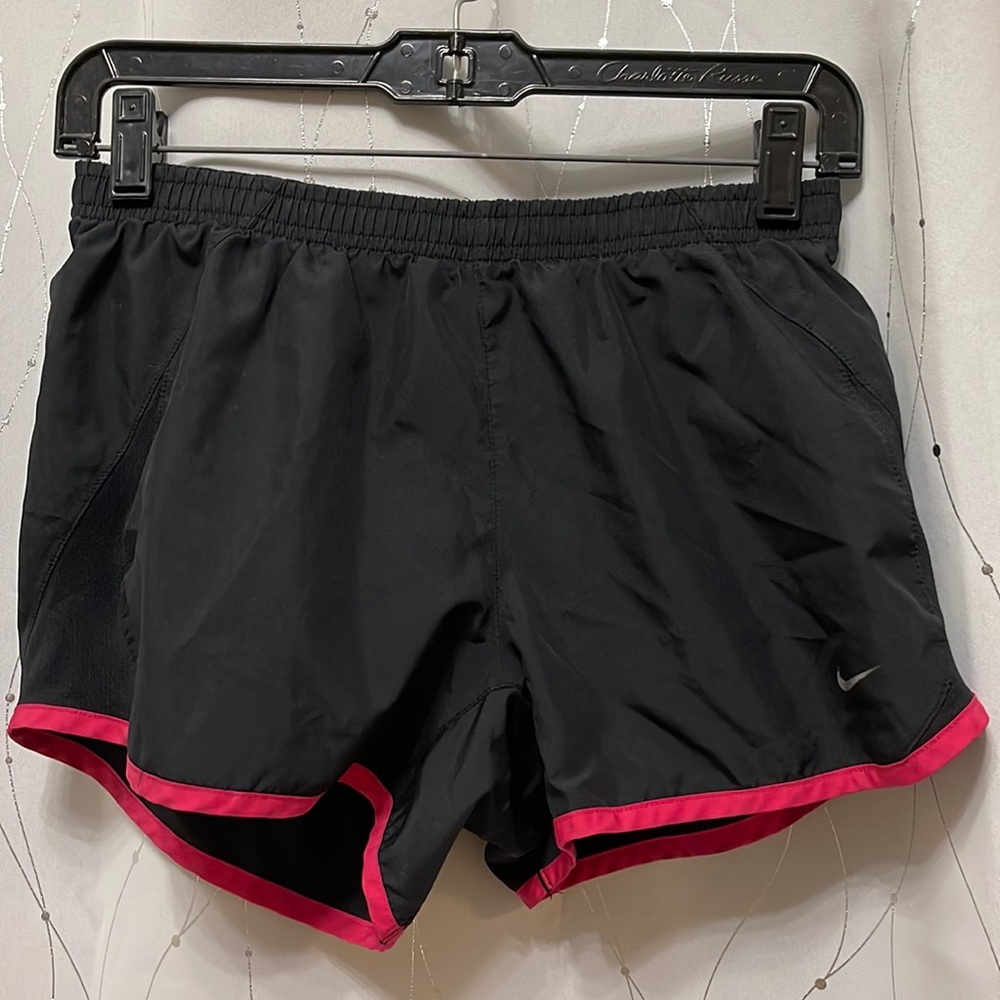 Nike | black/pink semi-fit running shorts
